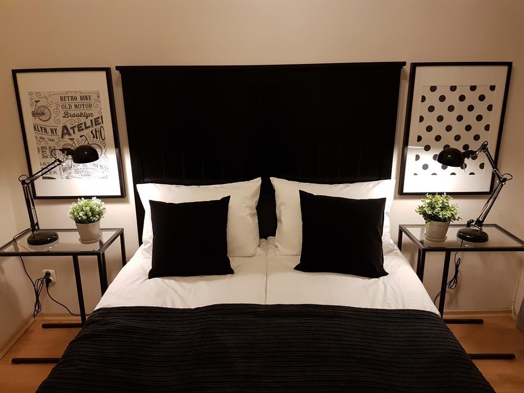 Czarna Kawka Apartamenty Cracovie Extérieur photo