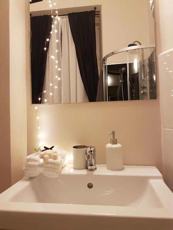 Czarna Kawka Apartamenty Cracovie Extérieur photo