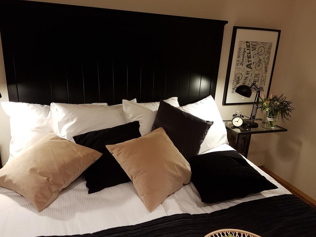 Czarna Kawka Apartamenty Cracovie Extérieur photo
