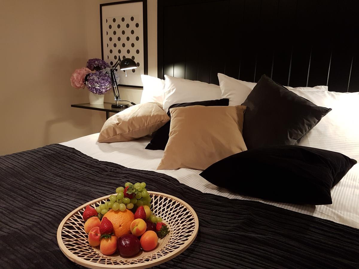Czarna Kawka Apartamenty Cracovie Extérieur photo